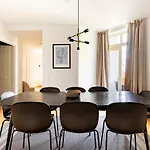 Shield 3 - 3 Bedroom With Balcony In Apartamento Copenhague