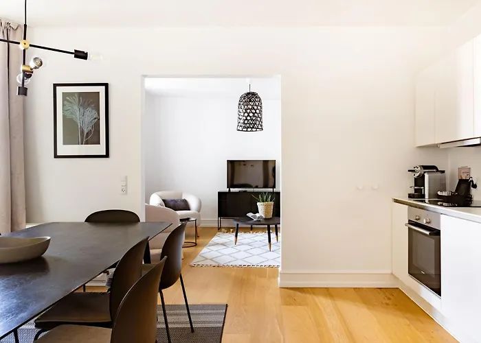 Shield 3 - 3 Bedroom With Balcony In *