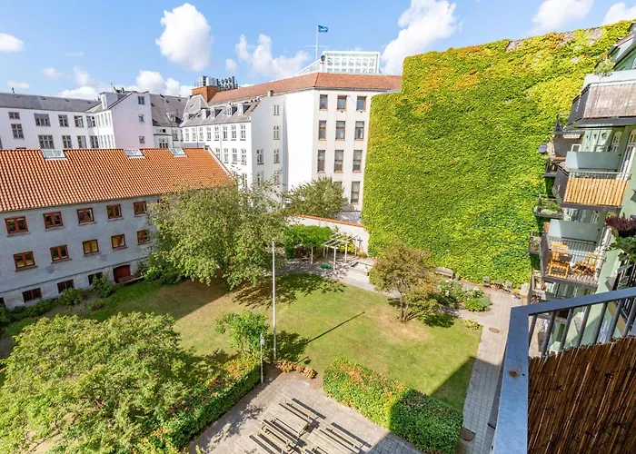 Shield 3 - 3 Bedroom With Balcony In *