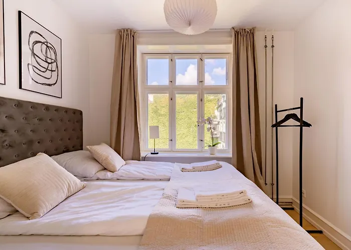 Shield 3 - 3 Bedroom With Balcony In *