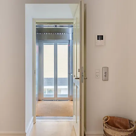 Shield 3 - 3 Bedroom With Balcony In Kopenhagen